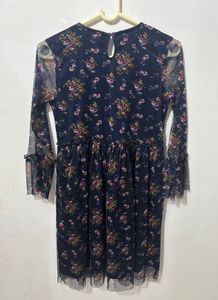 Chic Floral Mesh Sleeve Dress