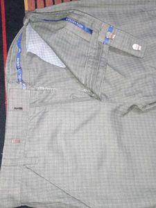 Stylish Grey Textured Trousers