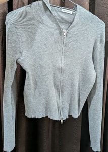 Crop Cardigan Grey Top With Cap.