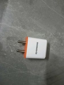 1p CHARGERS WITH 1 DATACABLE Sirf Rs.99