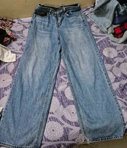 Baggy Light Wash Denim Jeans