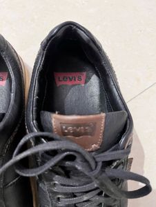 Levi's Black Casual Sneakers