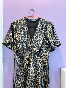 Stylish Leopard Print Midi Dress