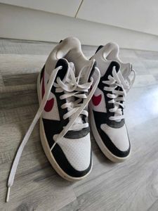 Nike White Black Red High-Top Sneakers