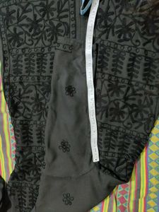 Black Embroidered Chikankari Kurti