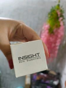 Insight 2% Hyaluronic Acid Face Serum
