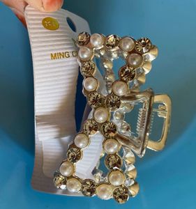Pearl Studded Crystal Hair Clutcher Clip