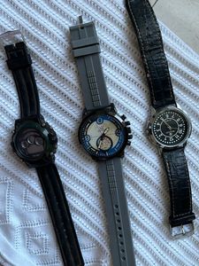 Set of 3 Men watches (only one left)