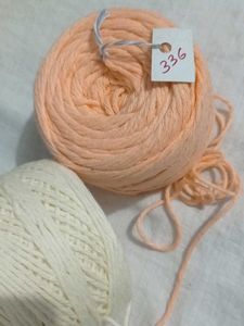 Peach &amp; Cream Yarn Skeins
