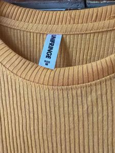 Ribbed Cropped T-Shirt