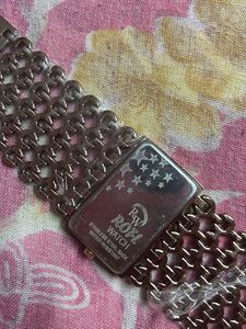 Elegant Women's Watch with Crystal Embellishments