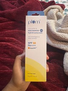 Plum Rice Water Niacinamide Hybrid Sunscreen 50g