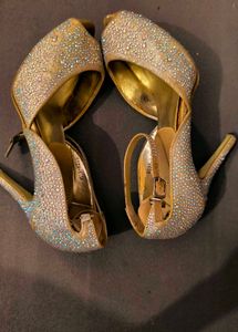 Sparkling Gold Peep-Toe Heels