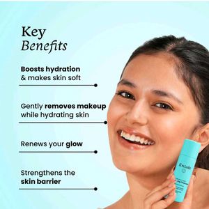 Foxtale Gentle Hydrating Face Wash with Hyaluronic