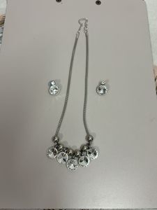 Elegant Crystal Necklace &amp; Earring Set