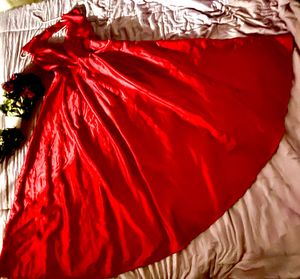 Stunning Red Ethnic Gown