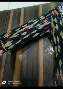 Embroidered Kurta with Geometric Print