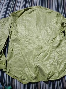 Elegant Lime Green Button-Up Shirt