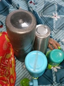 4 good condition water bottle