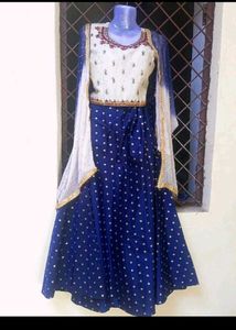 bust 38 Elegant Blue &amp; White Embroidered Kurta Set