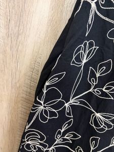 Chic Black Floral Midi Dress