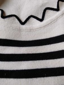 Striped Knit Long Sleeve Top