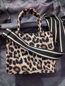 Leopard Print Jute Shoulder Bag