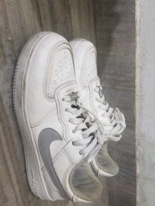 Nike Air Force 1 Sneakers