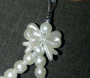 White Pearl Bow Phone Charm🎀