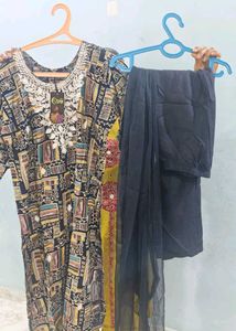 Stylish Printed Kurta Set