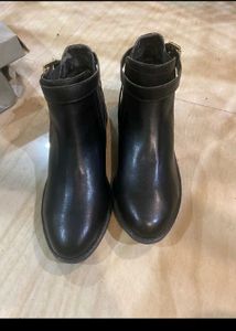 Carlton London Black Ankle Boots