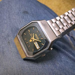 Vintage RICOH Crystal Watch