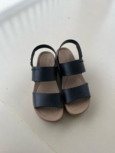 Comfortable Black Sandals