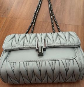beautiful sling bag for women’s