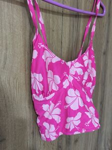 Pink Hibiscus Print Cropped Top