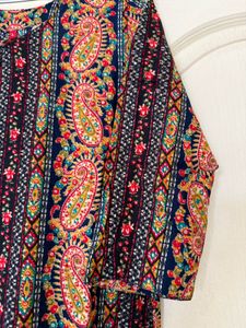 Vibrant Paisley Print Kurta