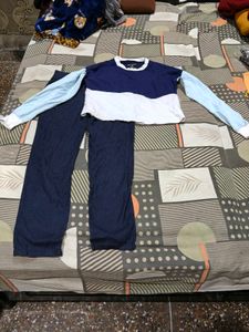 Cute Color Blocked crop top and pants