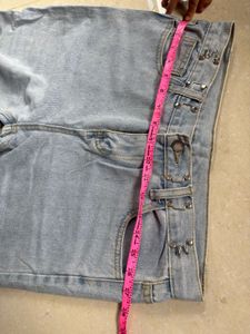 Light Wash Ripped Wide Leg Jeans