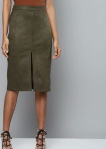 High waist suede slit skirt