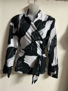Monochrome Abstract Print Wrap Top