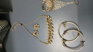 Sparkling Indian Jewelry Set