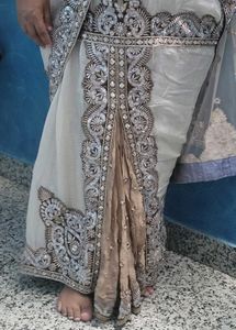 saree with blouse and peticot