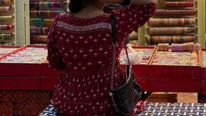 Maroon Printed dress