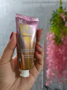 Just Herbs Lumi-Glow Strobe Cream