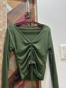 Green Ruched V-Neck Long Sleeve Top
