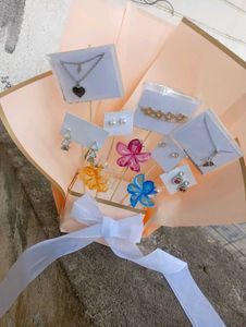 Beautiful Jewelry Gift Bouquet
