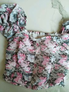 Floral Off-Shoulder Puff Sleeve Top