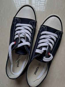 Branded Classic Yousta Navy Blue Sneakers