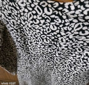Cute Black &amp; White Leopard Print Dress