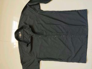 Men's Classic Black Shirt ( brand new)📍📍